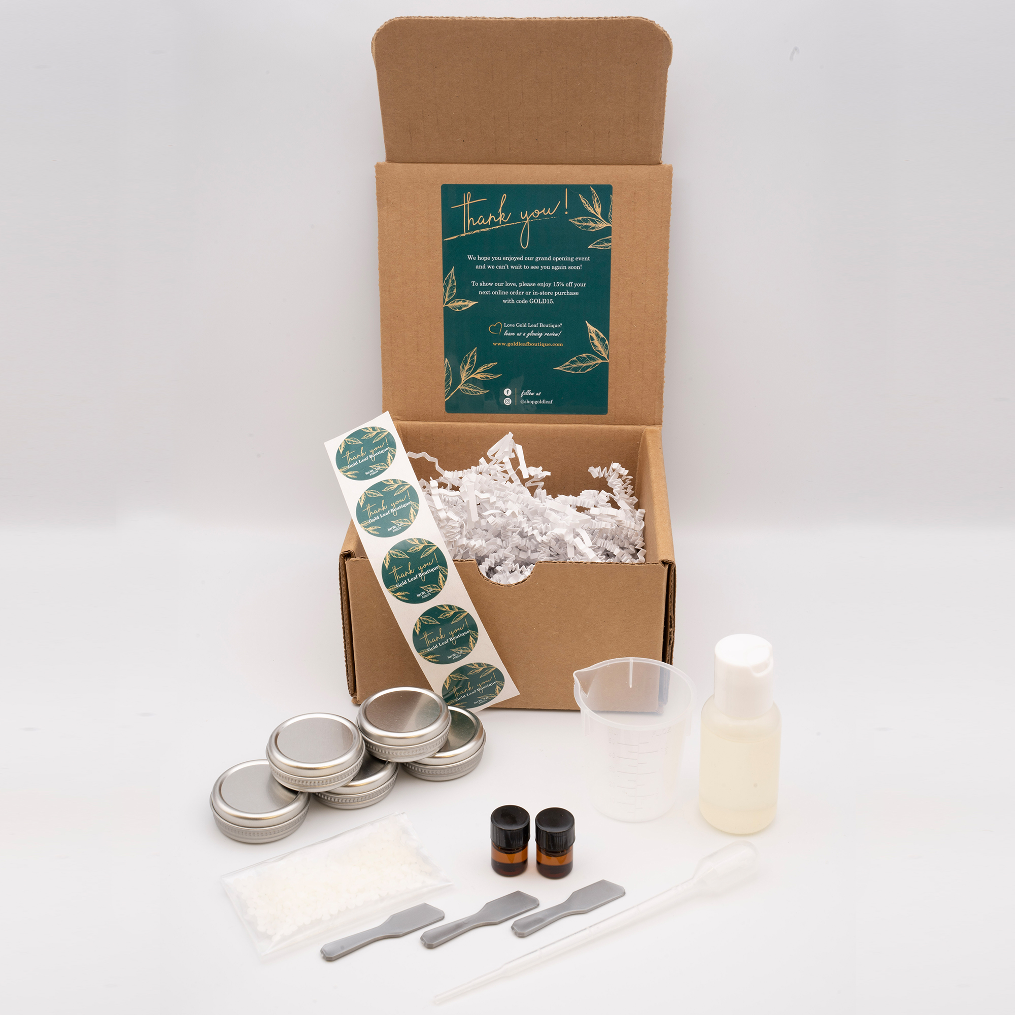 •	DIY Lip Balm Kit (SET-DIYLB)